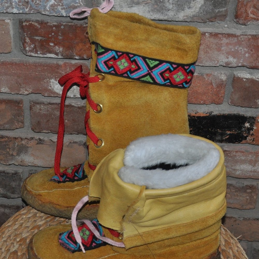 Hand Made Natural Leather Suede Mukluk Winter Tall Mid-Calf Boots Tie-Up 42 US9 - Picture 7 of 9